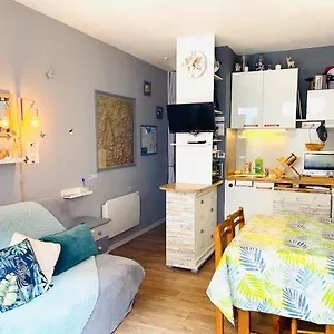  Appartement Le Navarre, T2 Familial équipé, En Rez-de-chaussée, Très Bien Situé En Centre De France